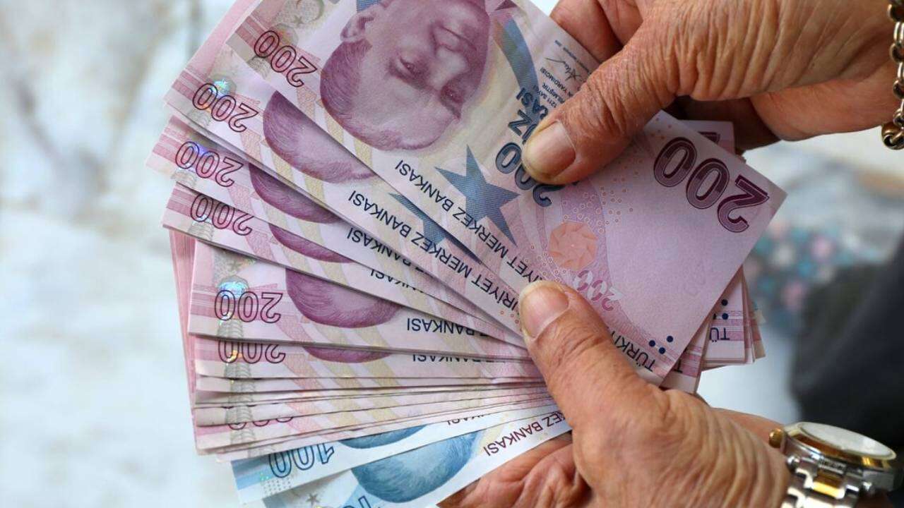 EYT'yi 1 günle kaçıranlara müjde: Kademeli Emeklilik teklifi Meclis'te, EMADDER Ankara’da meydana iniyor! 4